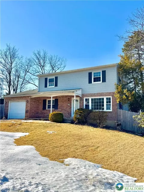 1717 W Minor St, Emmaus, PA 18049
