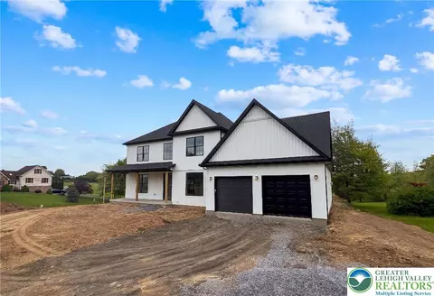 1899 Kecks Ln, Breinigsville, PA 18031