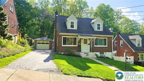 848 S Hoffert St, Fountain Hill, PA 18015
