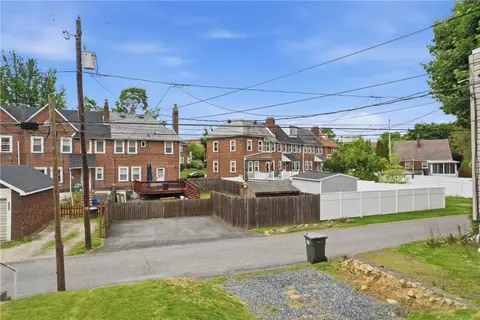Exterior - 770 Washington Ave, Bethlehem, PA 18017 photo 3 of 3