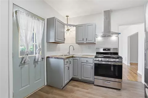 Kitchen - 770 Washington Ave, Bethlehem, PA 18017 photo 1 of 3