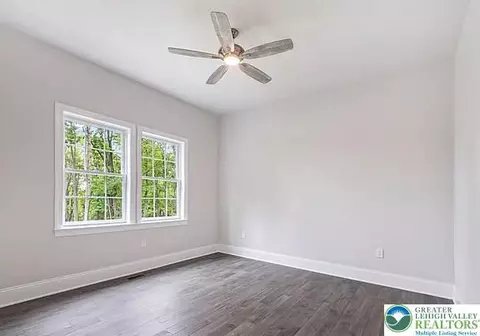 2640 Eagle Ln, Hellertown, PA 18055 photo 26