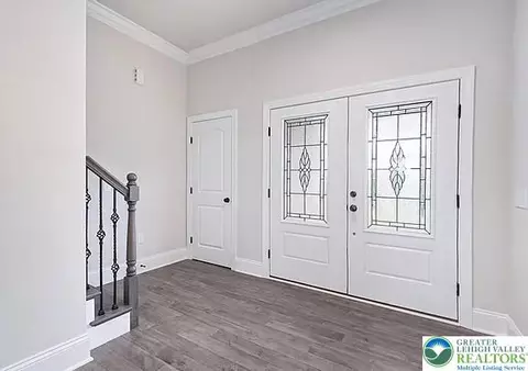 2640 Eagle Ln, Hellertown, PA 18055 photo 5