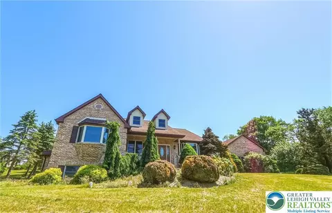5217 Cider Press Rd, Schnecksville, PA 18078
