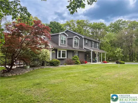 1040 Constitution Ave, Pen Argyl, PA 18072