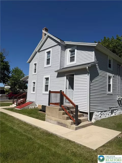 Exterior - 655 E White St, Bowmanstown, PA 18030 photo 2 of 4