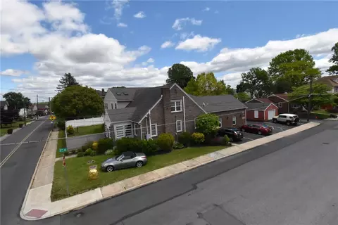 424 Grape St, Fullerton, PA 18052