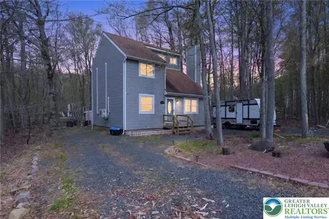 8962 Pheasant Ln, Coolbaugh Twp, PA 18466