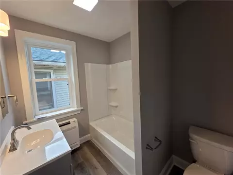Bath - 422 E Goepp St, Bethlehem, PA 18018 photo 1 of 4