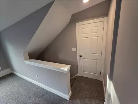 Entry Way - 422 E Goepp St, Bethlehem, PA 18018 photo 5 of 6