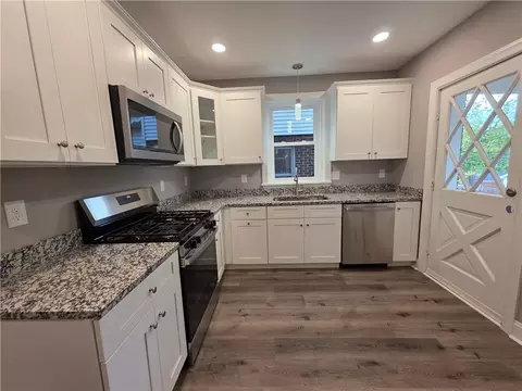 Kitchen - 422 E Goepp St, Bethlehem, PA 18018 photo 5 of 5