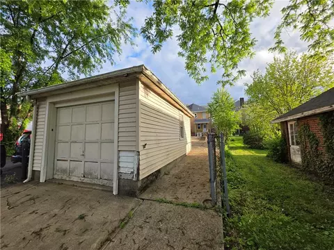 Exterior - 422 E Goepp St, Bethlehem, PA 18018 photo 9 of 9