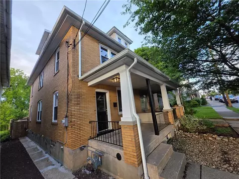 Exterior - 422 E Goepp St, Bethlehem, PA 18018 photo 2 of 9