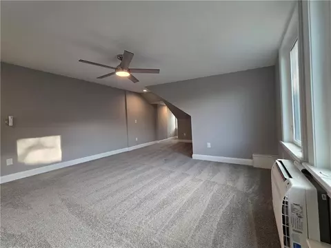 Living - 422 E Goepp St, Bethlehem, PA 18018 photo 4 of 7