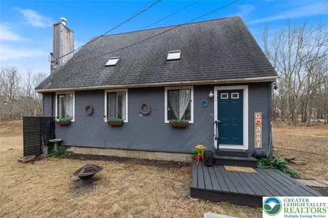 397 Towamensing Trl, Albrightsville, PA 18210