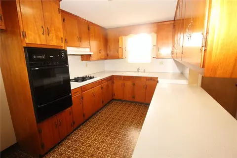 Kitchen - 132 E Northampton St, Bath, PA 18014 photo 1 of 1
