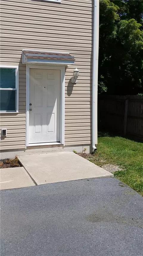 315 Clerfield St #A, Freemansburg, PA 18017