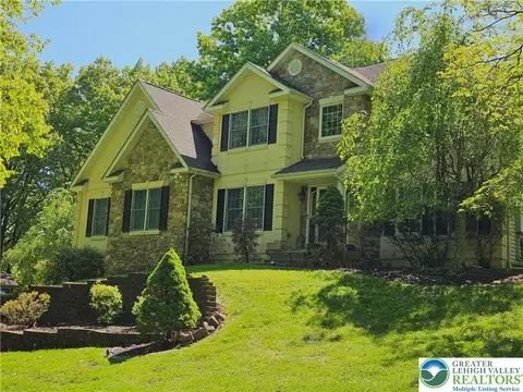 1200 Paxinosa Rd E, Forks Twp, PA 18040