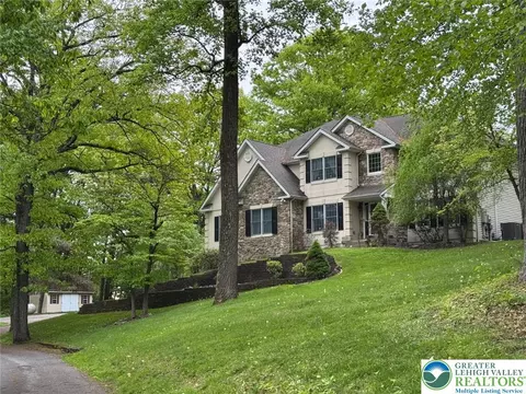 1200 Paxinosa Rd E, Forks Twp, PA 18040