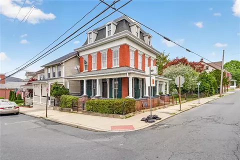 65 2nd St, Slatington, PA 18080