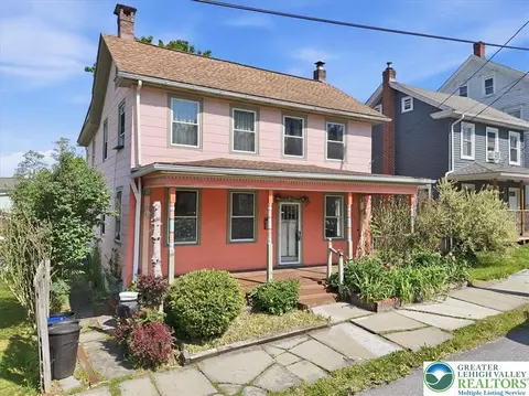 115 South St, Jim Thorpe, PA 18229