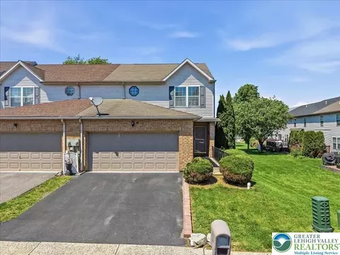 1260 Hawthorn Dr, Forks Twp, PA 18040