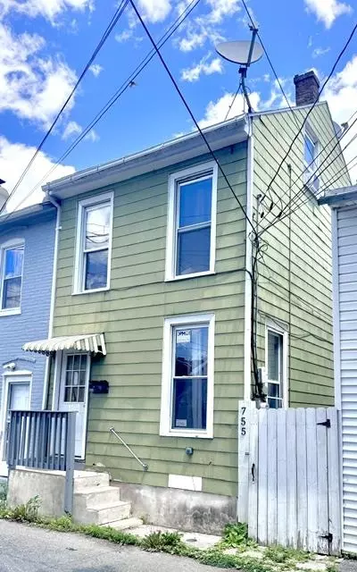 755 N Nagle St, Allentown, PA 18102