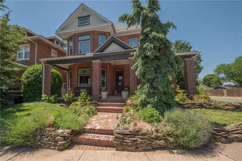 228 N 4th St, Emmaus, PA 18049