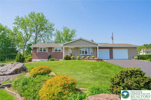 5902 Holiday Dr, Allentown, PA 18104