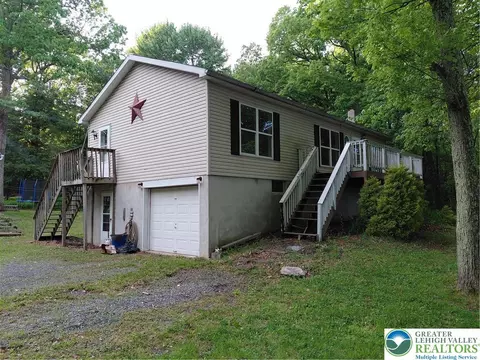 20 Daniel Cir, Lehighton, PA 18235