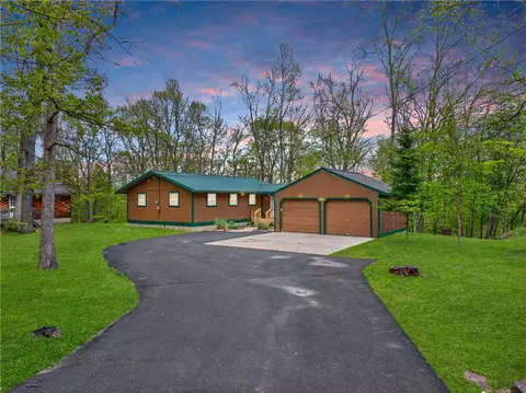 307 Timber Hill Rd, Henryville, PA 18332