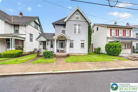 5127 2nd St, Cementon, PA 18052