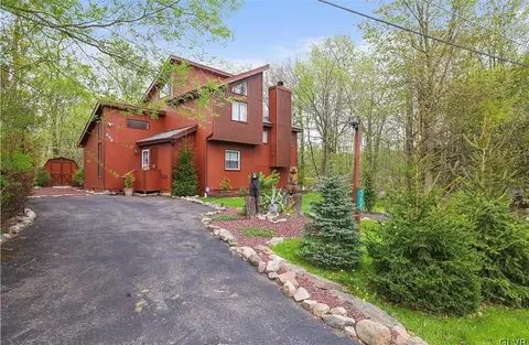 5205 Sundew Ter, Coolbaugh Twp, PA 18466