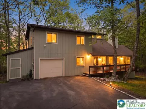 342 Gold Key Rd, Milford, PA 18337