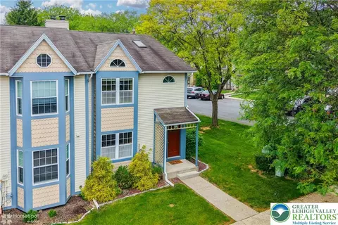 117 Franklin Ct, Bethlehem, PA 18020