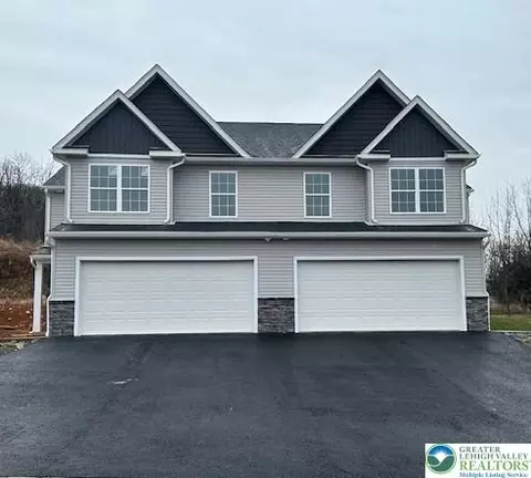 38 Rosalies Way, Temple, PA 19560