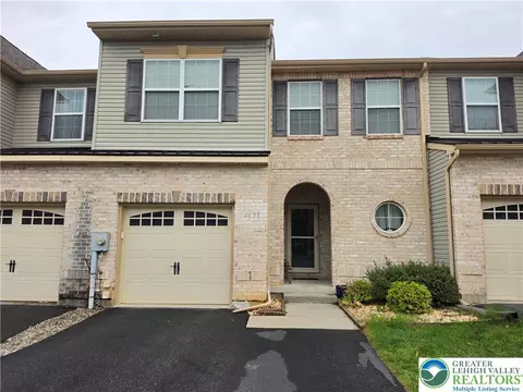 4438 Elmwood Dr, Nazareth, PA 18064