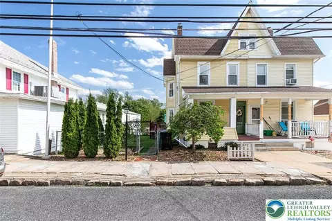 4216 Main St, Slatedale, PA 18079