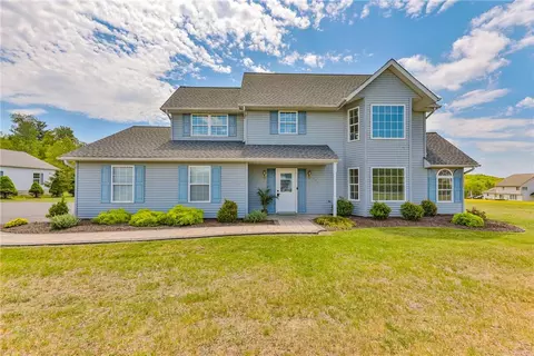 209 Terrace Dr, Saylorsburg, PA 18353