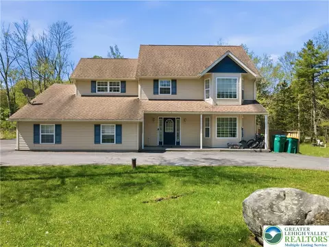155 Cranberry Dr, Blakeslee, PA 18610