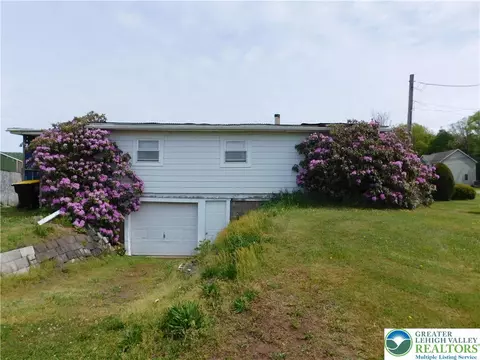 3551 Quakake Rd, Weatherly, PA 18255