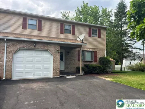2013 W Columbia St, Allentown, PA 18104