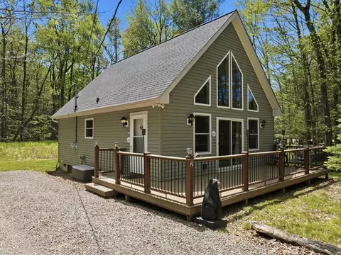 82 Timberlane Dr, Albrightsville, PA 18210