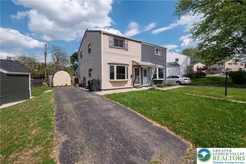 1550 Richard Ave, Bethlehem, PA 18018