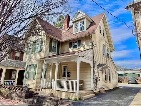 229 E Union Blvd, Bethlehem, PA 18018
