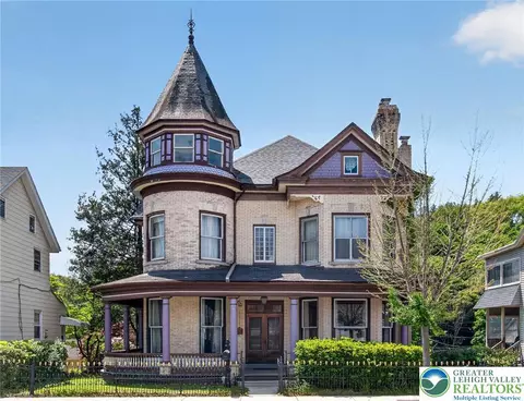231 Main St, Slatington, PA 18080