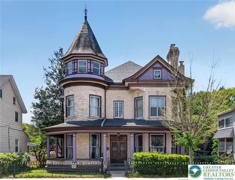 231 Main St, Slatington, PA 18080