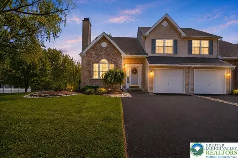 2314 Red Maple Dr, Coplay, PA 18037