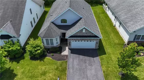 View/Area - 1011 Resolution Dr, Bethlehem, PA 18017 photo 1 of 9