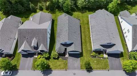 View/Area - 1011 Resolution Dr, Bethlehem, PA 18017 photo 3 of 9